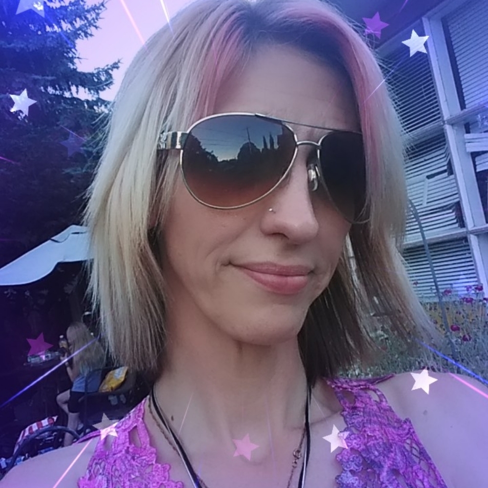 Meet your Posher, Kassie